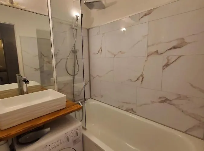 Cosy Edelweiss Апартаменты *